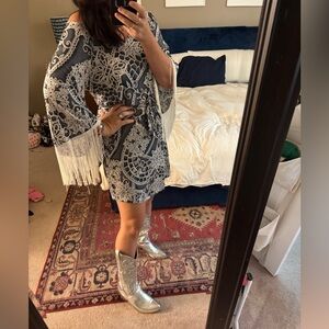 Stella Laguna Beach Fringe sleeve Dress